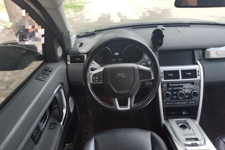 Used Land Rover Discovery Sport 2019 240 PS HSE Version China VI Standard Steering Wheel