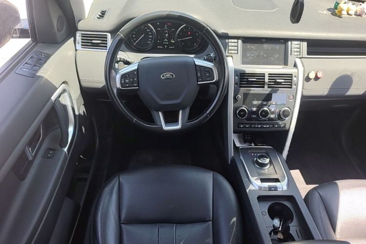 Used Land Rover Discovery Sport 2019 240 PS SE Version China V Standard Steering Wheel