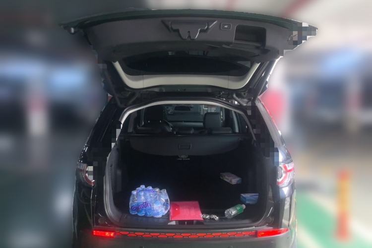 Used Land Rover Discovery Sport 2019 240 PS SE Version China VI Standard Trunk