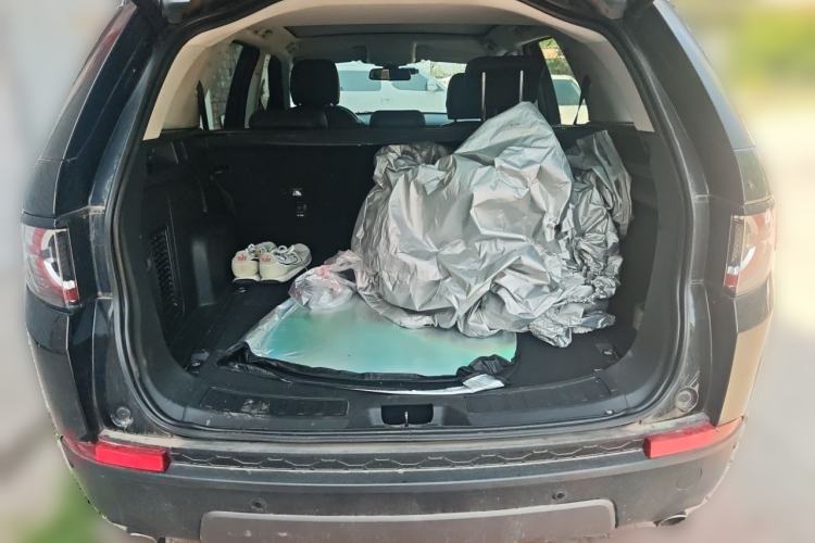 Used Land Rover Discovery Sport 2019 240 PS SE Version China V Standard Trunk