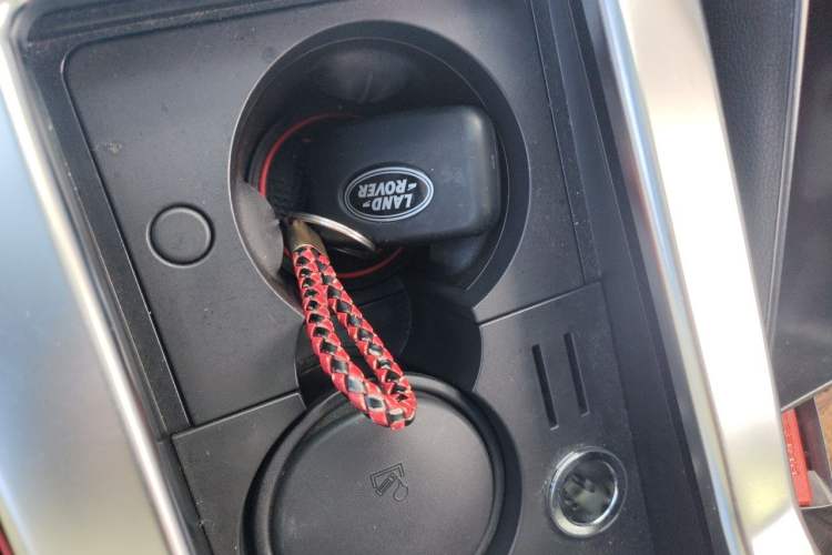 Used Land Rover Discovery Sport 2019 240 PS HSE Version China VI Standard Vehicle Key