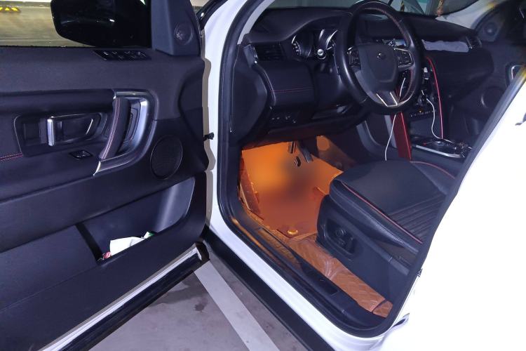 Used Land Rover Discovery Sport 2019 240 PS SE Dynamic Version China VI Standard Driver Seat