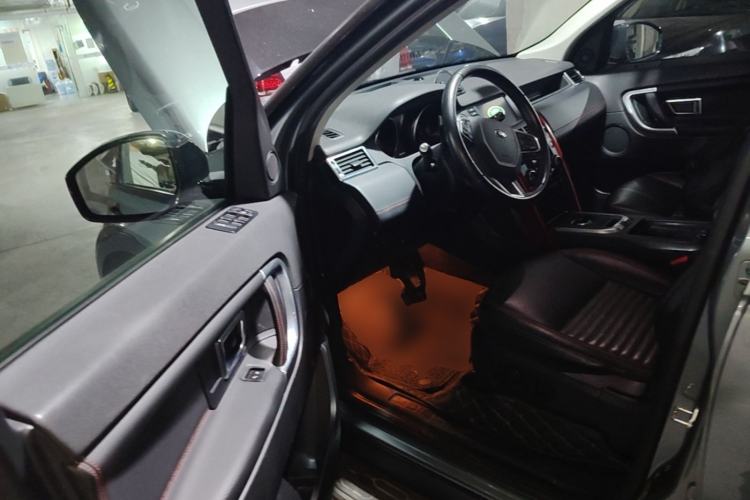 Used Land Rover Discovery Sport 2019 240 PS SE Dynamic Version China VI Standard Driver Seat