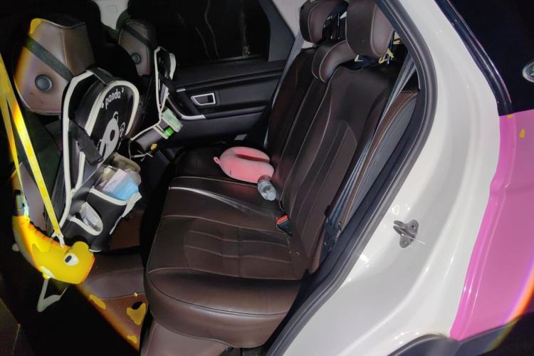 Used Land Rover Discovery Sport 2019 240 PS SE Version China VI Standard Left Rear Seat