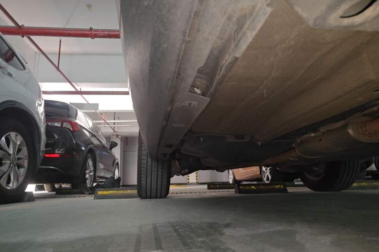 Used Land Rover Discovery Sport 2019 240 PS SE Version China V Standard Chassis Front Right