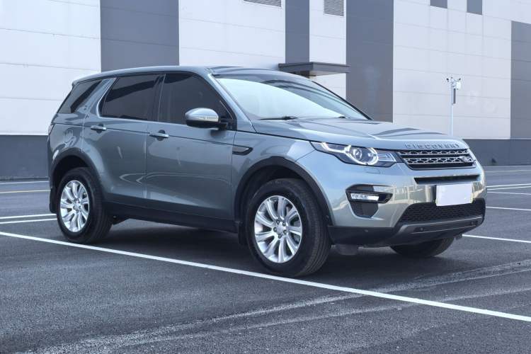 Used Land Rover Discovery Sport 2019 240 PS SE Version China VI Standard Exterior 2