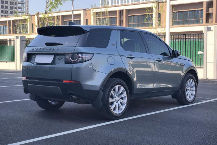 Used Land Rover Discovery Sport 2019 240 PS SE Version China VI Standard Exterior 4