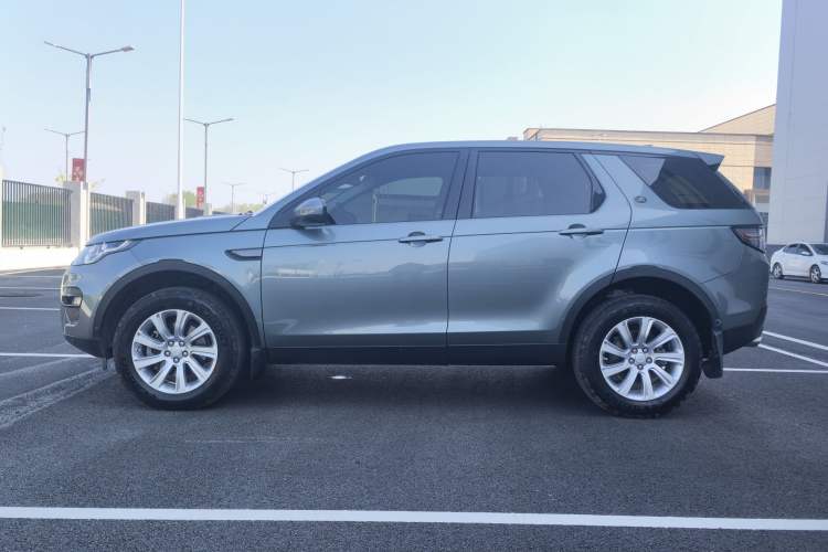 Used Land Rover Discovery Sport 2019 240 PS SE Version China VI Standard Exterior 7