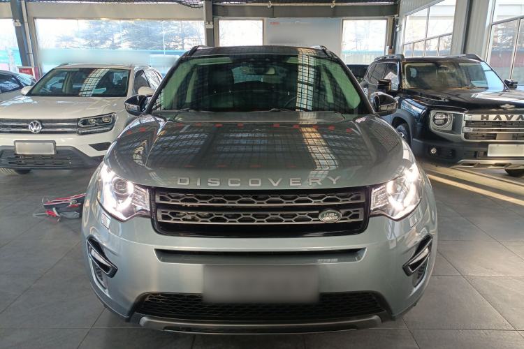 Used Land Rover Discovery Sport 2019 240 PS SE Version China VI Standard Front