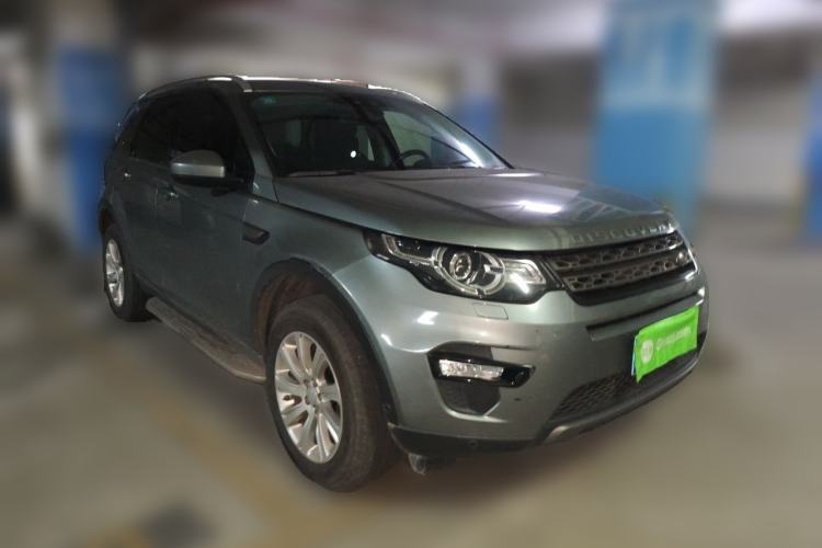 Used Land Rover Discovery Sport 2019 240 PS SE Version China V Standard Front Right 45 Deg