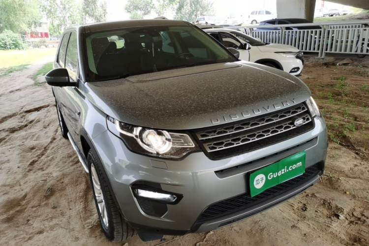 Used Land Rover Discovery Sport 2019 240 PS SE Version China V Standard Front Right 45 Deg