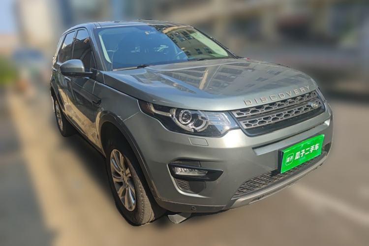 Used Land Rover Discovery Sport 2019 240 PS SE Version China VI Standard Front Right 45 Deg