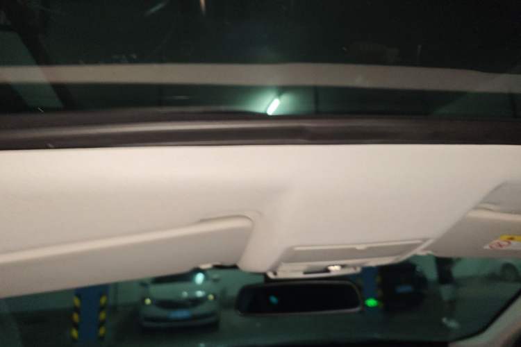 Used Land Rover Discovery Sport 2019 240 PS SE Version China V Standard Headliner