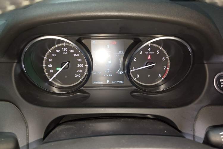 Used Land Rover Discovery Sport 2019 240 PS PURE Edition China VI Standard Instrument Cluster