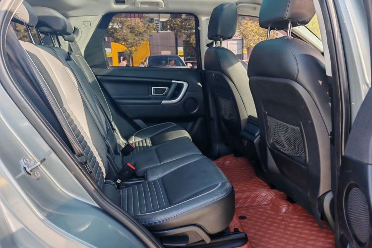 Used Land Rover Discovery Sport 2019 240 PS SE Dynamic Version China VI Standard Interior 2