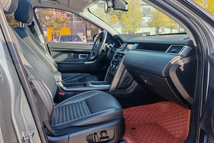 Used Land Rover Discovery Sport 2019 240 PS SE Dynamic Version China VI Standard Interior 3