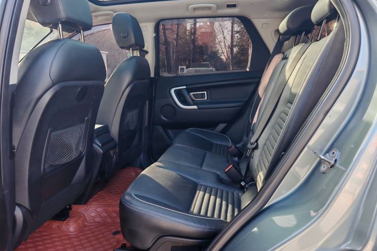 Used Land Rover Discovery Sport 2019 240 PS SE Dynamic Version China VI Standard Interior 4