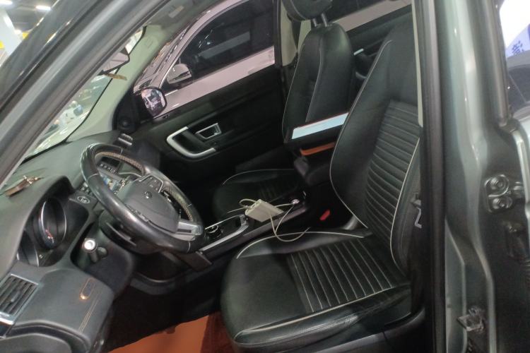 Used Land Rover Discovery Sport 2019 240 PS SE Dynamic Version China VI Standard Left Front Seat