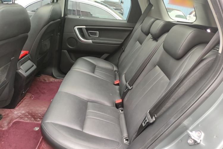 Used Land Rover Discovery Sport 2019 240 PS SE Version China VI Standard Left Rear Seat