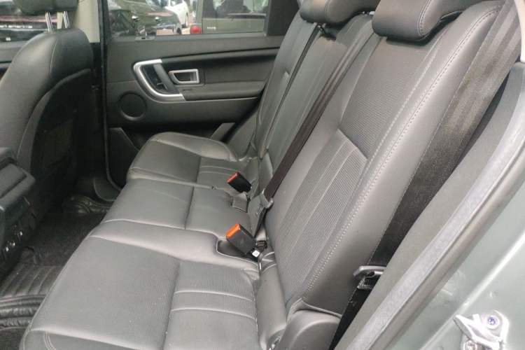 Used Land Rover Discovery Sport 2019 240 PS HSE Version China V Standard Left Rear Seat