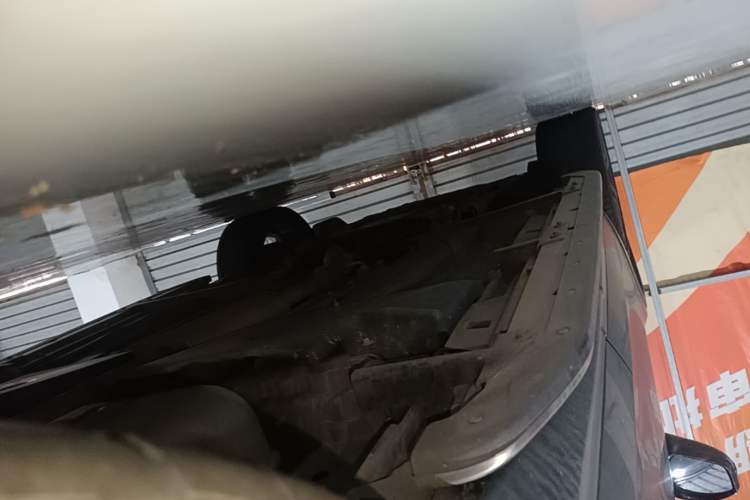 Used Land Rover Discovery Sport 2019 240 PS SE Dynamic Version China VI Standard Left Side Sill