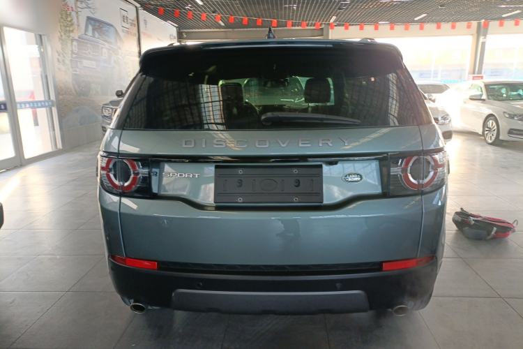 Used Land Rover Discovery Sport 2019 240 PS SE Version China VI Standard Rear