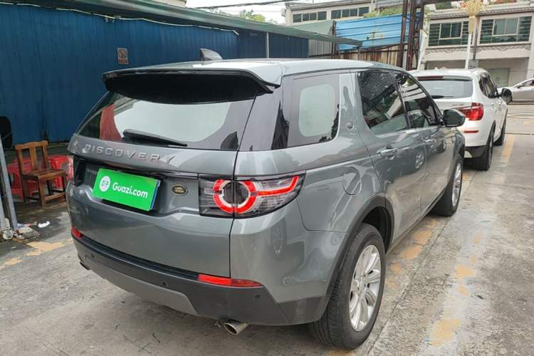 Used Land Rover Discovery Sport 2019 240 PS SE Version China VI Standard Rear Right 45 Deg