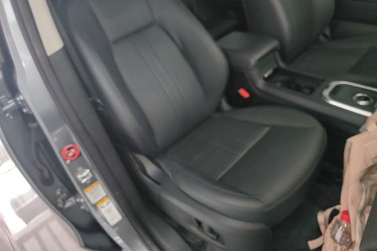 Used Land Rover Discovery Sport 2019 240 PS SE Version China V Standard Right Front Seat