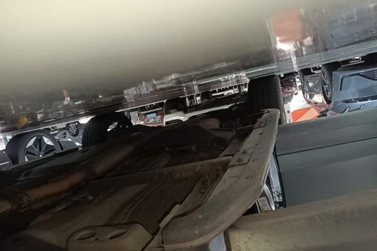 Used Land Rover Discovery Sport 2019 240 PS SE Dynamic Version China VI Standard Right Side Sill