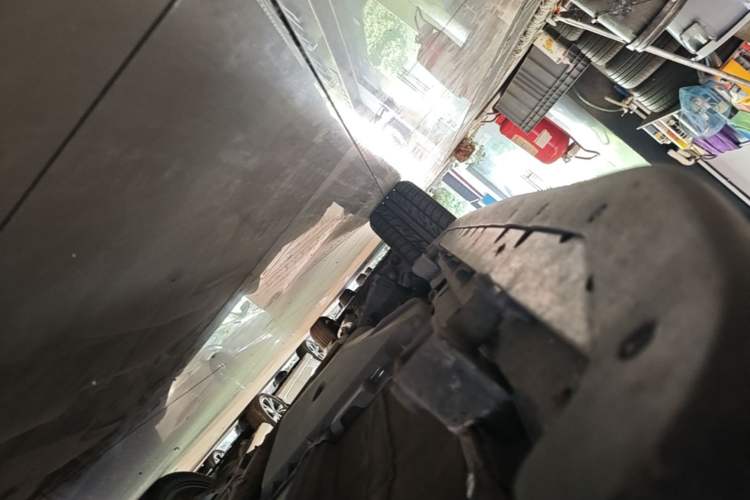 Used Land Rover Discovery Sport 2019 240 PS SE Dynamic Version China VI Standard Right Side Sill