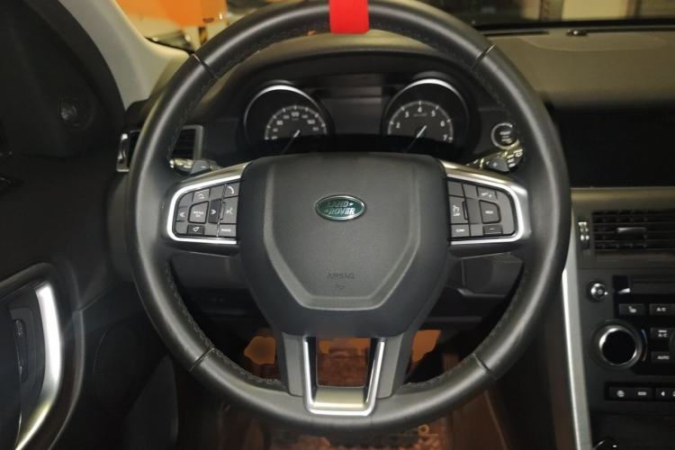 Used Land Rover Discovery Sport 2019 240 PS HSE Version China VI Standard Steering Wheel
