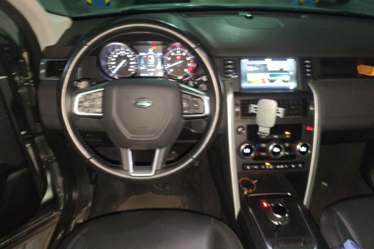 Used Land Rover Discovery Sport 2019 240 PS SE Version China V Standard Steering Wheel