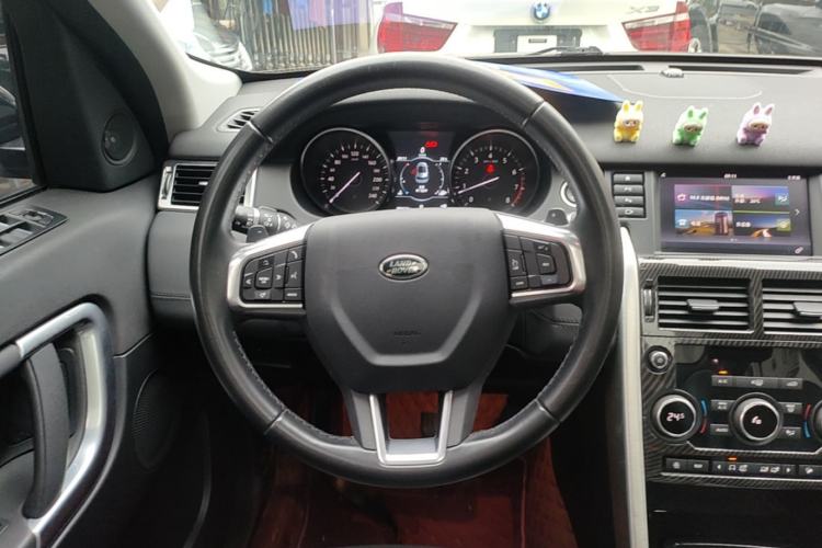 Used Land Rover Discovery Sport 2019 240 PS SE Version China VI Standard Steering Wheel