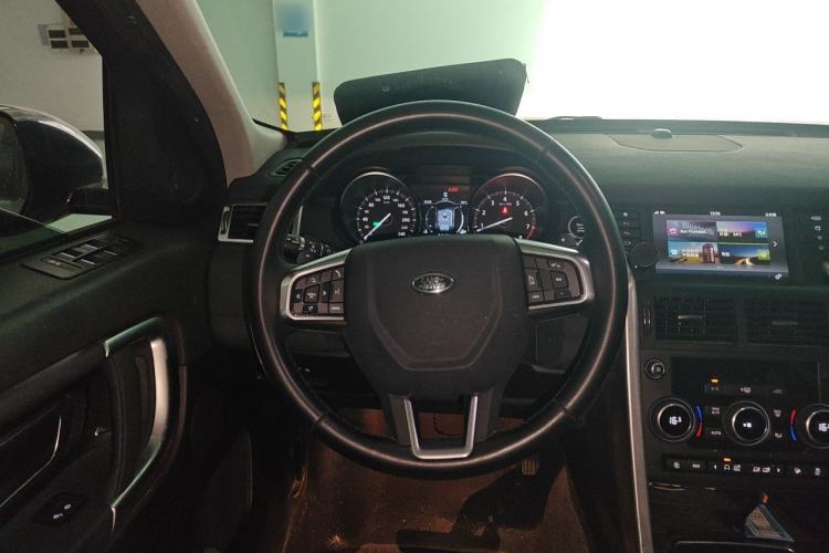 Used Land Rover Discovery Sport 2019 240 PS SE Version China V Standard Steering Wheel