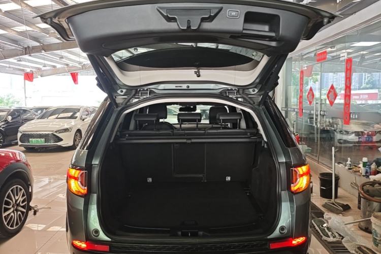 Used Land Rover Discovery Sport 2019 240 PS SE Dynamic Version China VI Standard Trunk