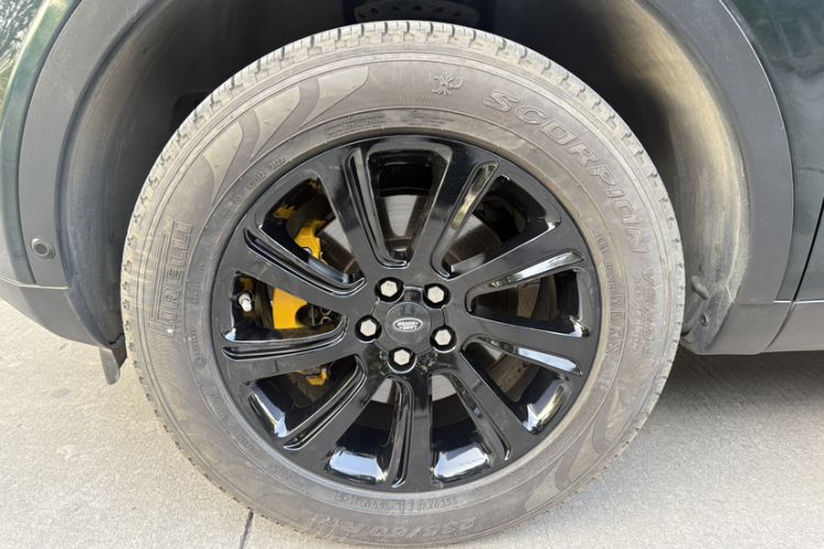 Used Land Rover Discovery Sport 2019 240 PS SE Version China VI Standard Exterior 5