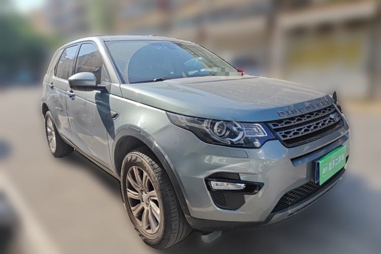 Used Land Rover Discovery Sport 2019 240 PS SE Version China VI Standard Front Right 45 Deg