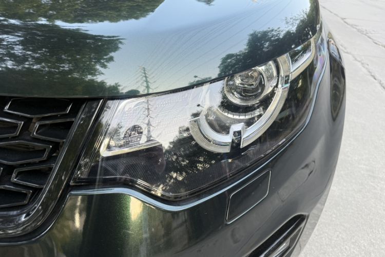 Used Land Rover Discovery Sport 2019 240 PS SE Version China VI Standard Left Front Headlight