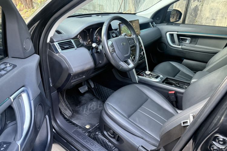 Used Land Rover Discovery Sport 2019 240 PS SE Version China VI Standard Left Front Seat