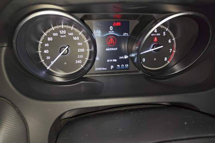 Used Land Rover Discovery Sport 2019 240 PS SE Dynamic Version China V Standard Odometer Close Up