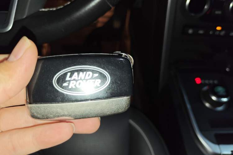 Used Land Rover Discovery Sport 2019 240 PS SE Dynamic Version China V Standard Vehicle Key