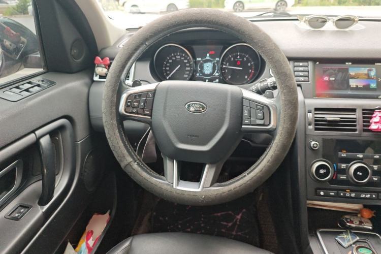 Used Land Rover Discovery Sport 2019 240 PS SE Version China VI Standard Steering Wheel