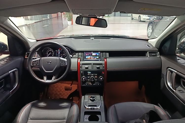 Used Land Rover Discovery Sport 2019 240 PS SE Dynamic Version China VI Standard Center Console