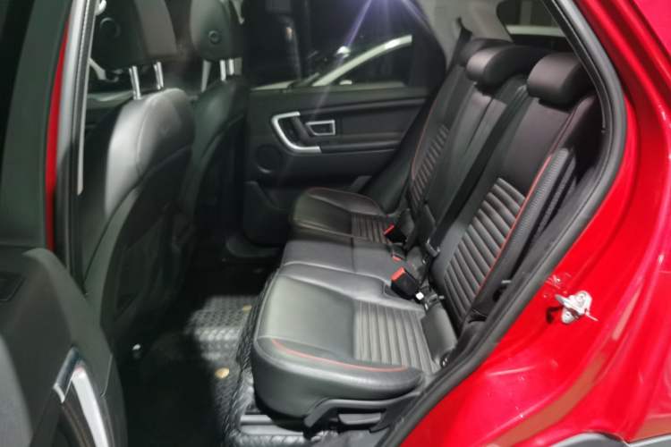 Used Land Rover Discovery Sport 2019 240 PS SE Version China V Standard Interior 1