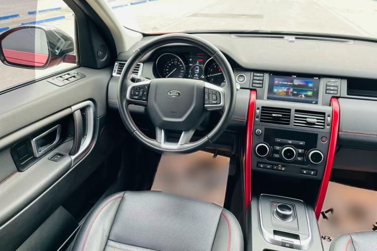 Used Land Rover Discovery Sport 2019 240 PS SE Dynamic Version China VI Standard Interior 3
