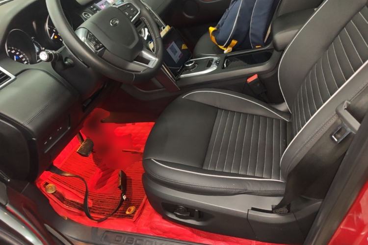 Used Land Rover Discovery Sport 2019 240 PS SE Dynamic Version China VI Standard Left Front Seat