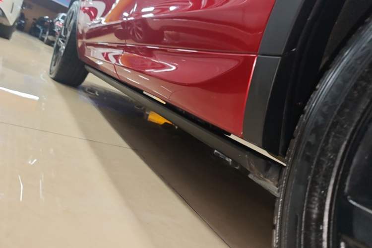 Used Land Rover Discovery Sport 2019 240 PS SE Dynamic Version China VI Standard Left Side Sill