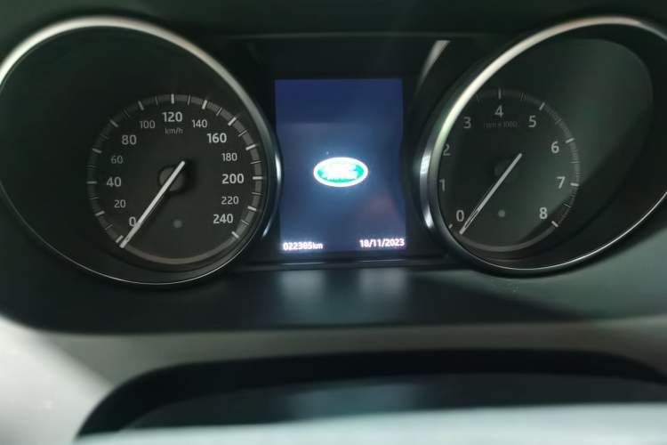 Used Land Rover Discovery Sport 2019 240 PS SE Version China V Standard Odometer Close Up