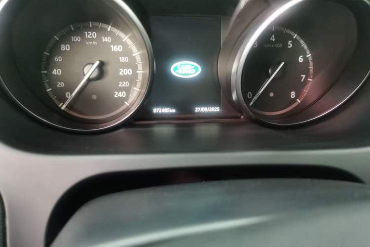 Used Land Rover Discovery Sport 2019 240 PS SE Dynamic Version China VI Standard Odometer Close Up