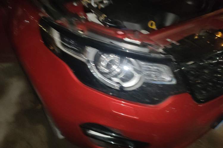 Used Land Rover Discovery Sport 2019 240 PS SE Dynamic Version China VI Standard Right Front Headlight